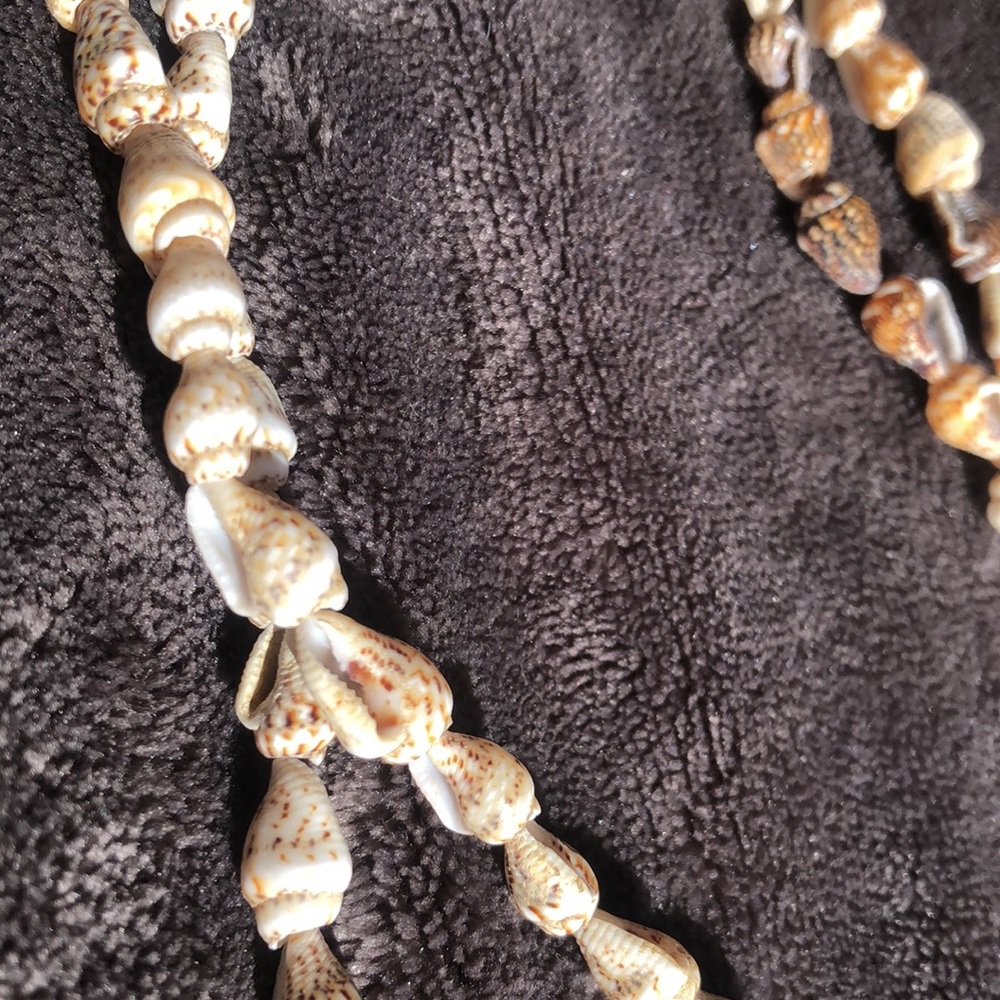 She’ll necklaces - Picture 8 of 10